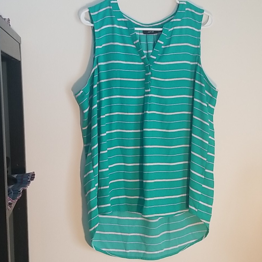 Striped Tank top high low/ Apt. 9